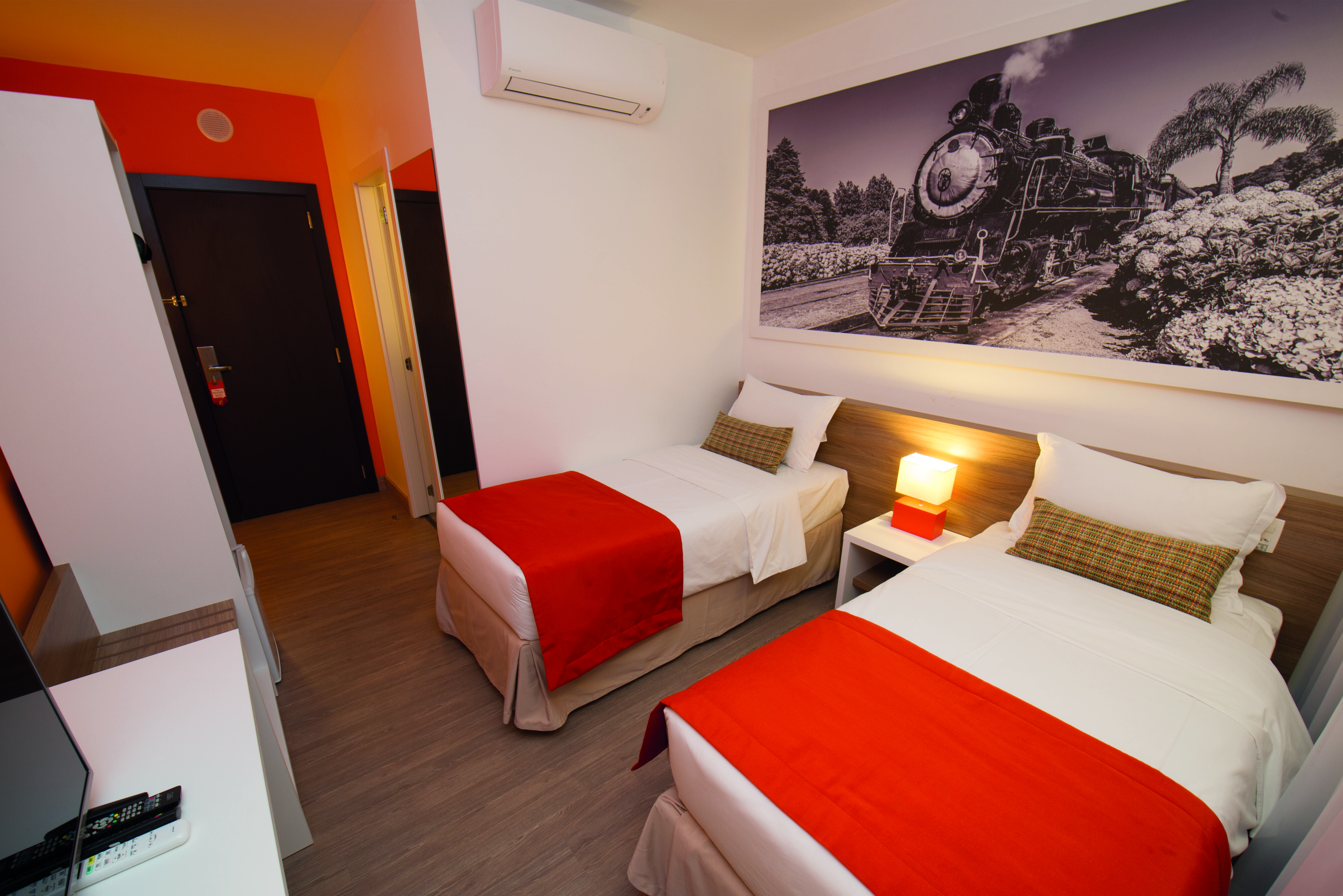 Slim Bento Goncalves Hotel Exterior photo